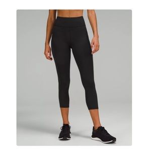 ⛔️SOLD⛔️ LuluLemon: Invigorate high-rise crop 23”